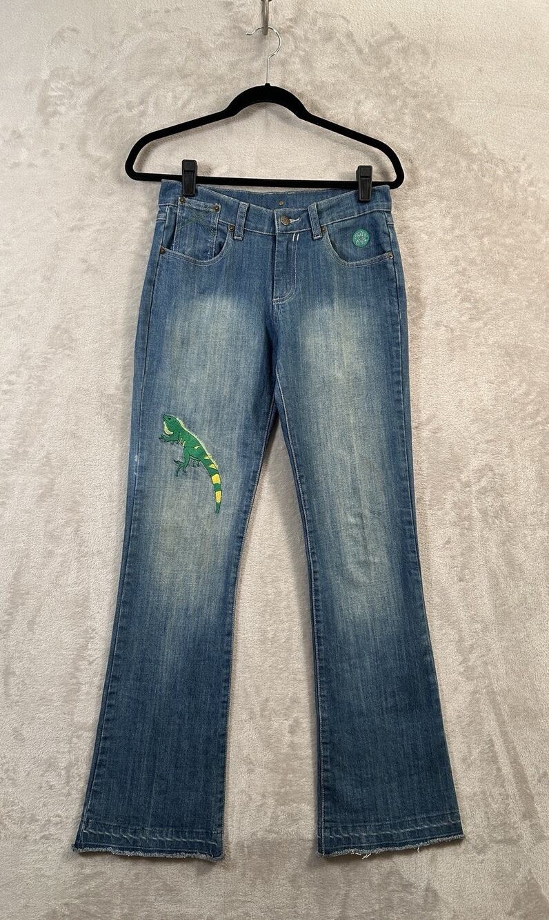 Surf Diva Vintage Y2K Low Rise Iguana Embroidered Flared Frayed Jeans Size 7